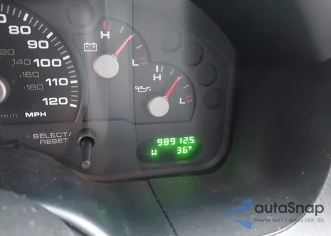 2004 Ford Explorer Nbx/Xlt z USA, uszkodzony, nr VIN 1FMZU73E04UC18705